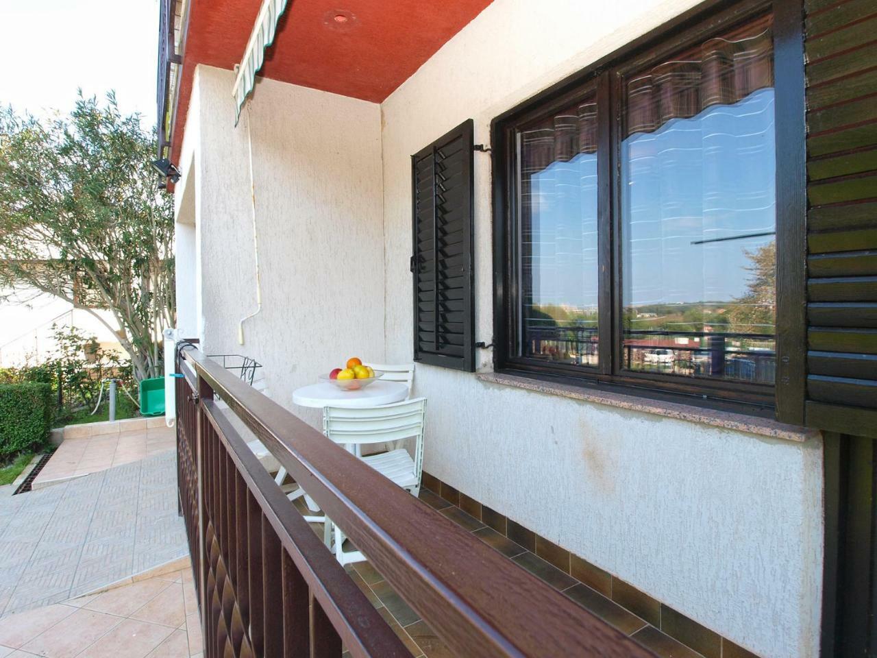 Apartment Nadia 1844 Pula Bagian luar foto