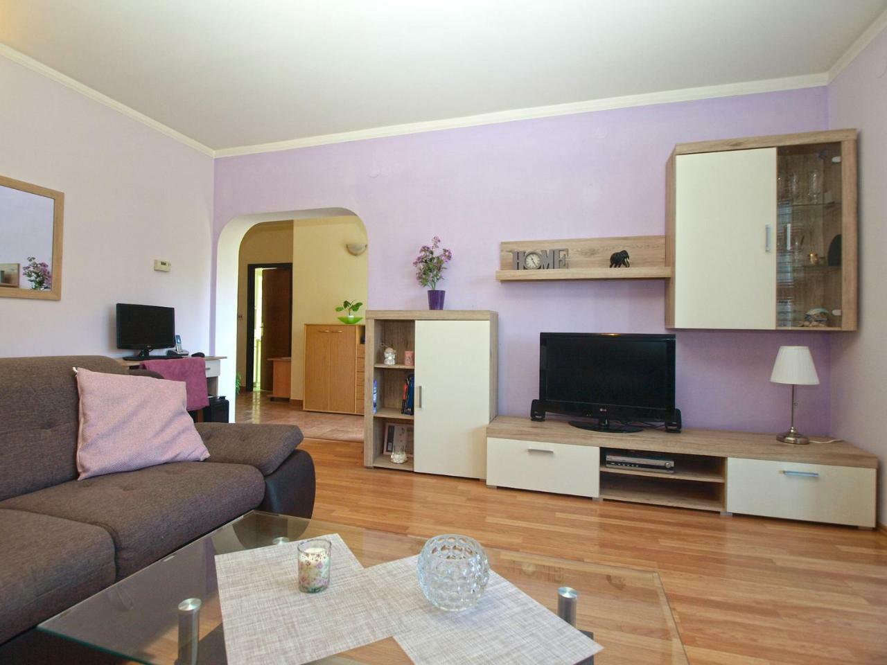 Apartment Nadia 1844 Pula Bagian luar foto